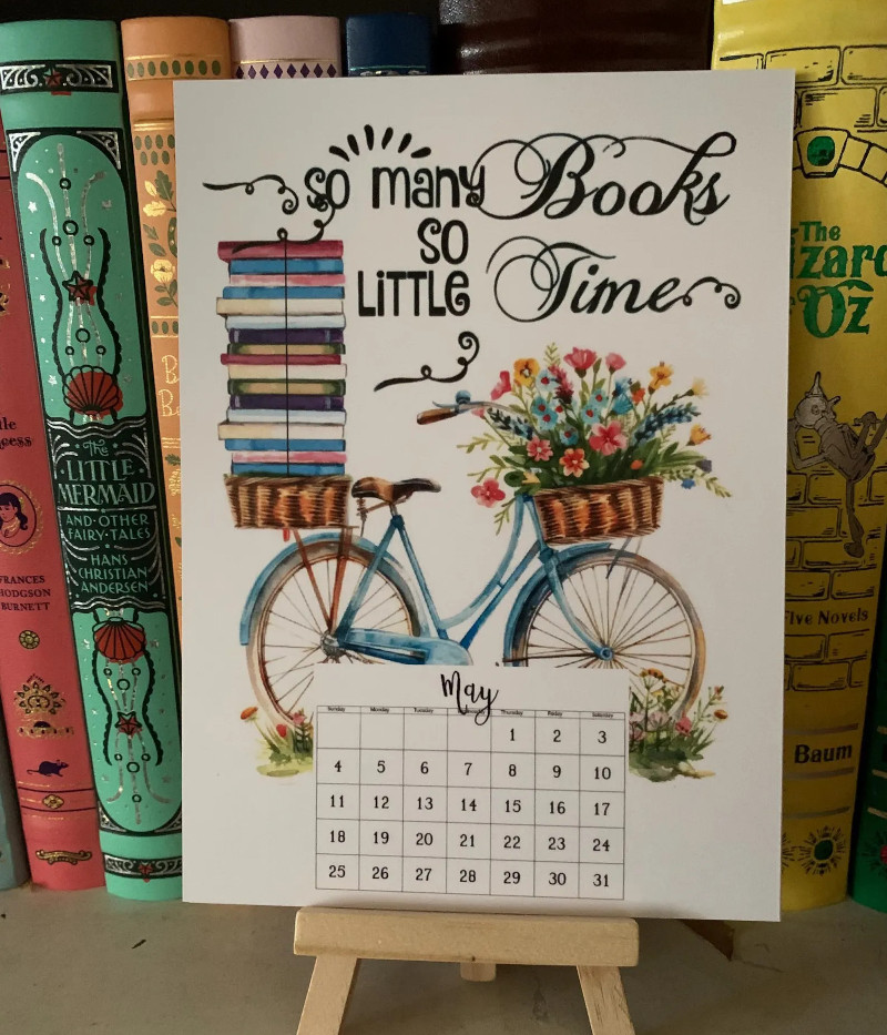 2025 Book Lovers Desk Calendar