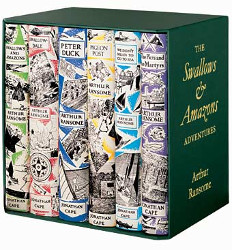 Swallows and Amazons: 6 Volume Boxed Set